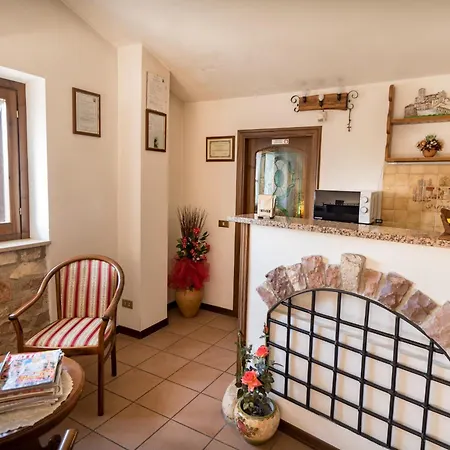 La Piaggia Bed and Breakfast 3*