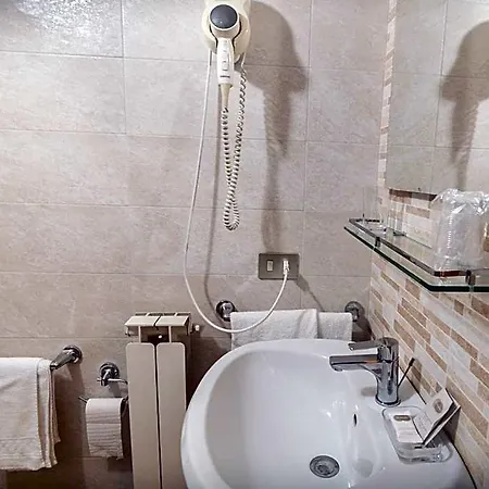 فندق مبيت وإفطار La Piaggia