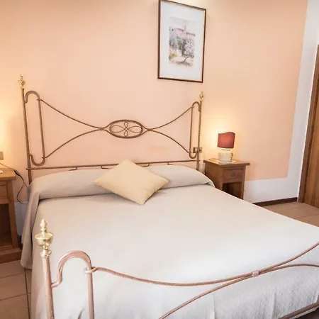 Bed and Breakfast La Piaggia 3*