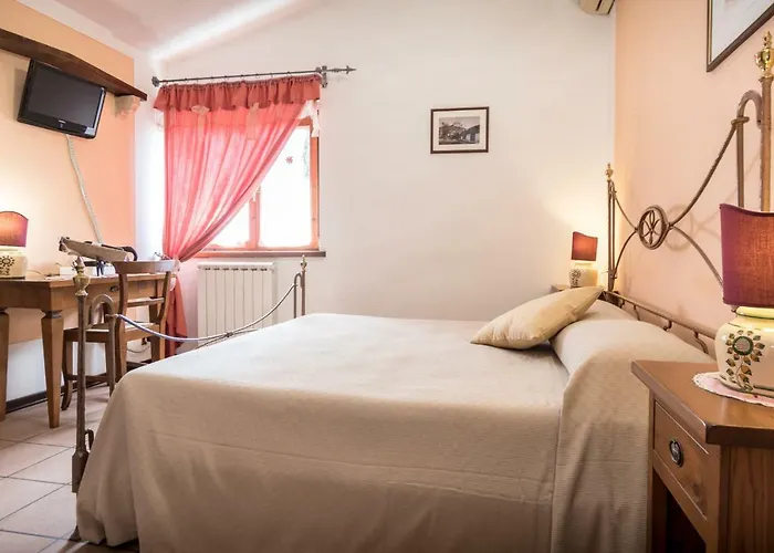 라 피아지아 3* 아시시